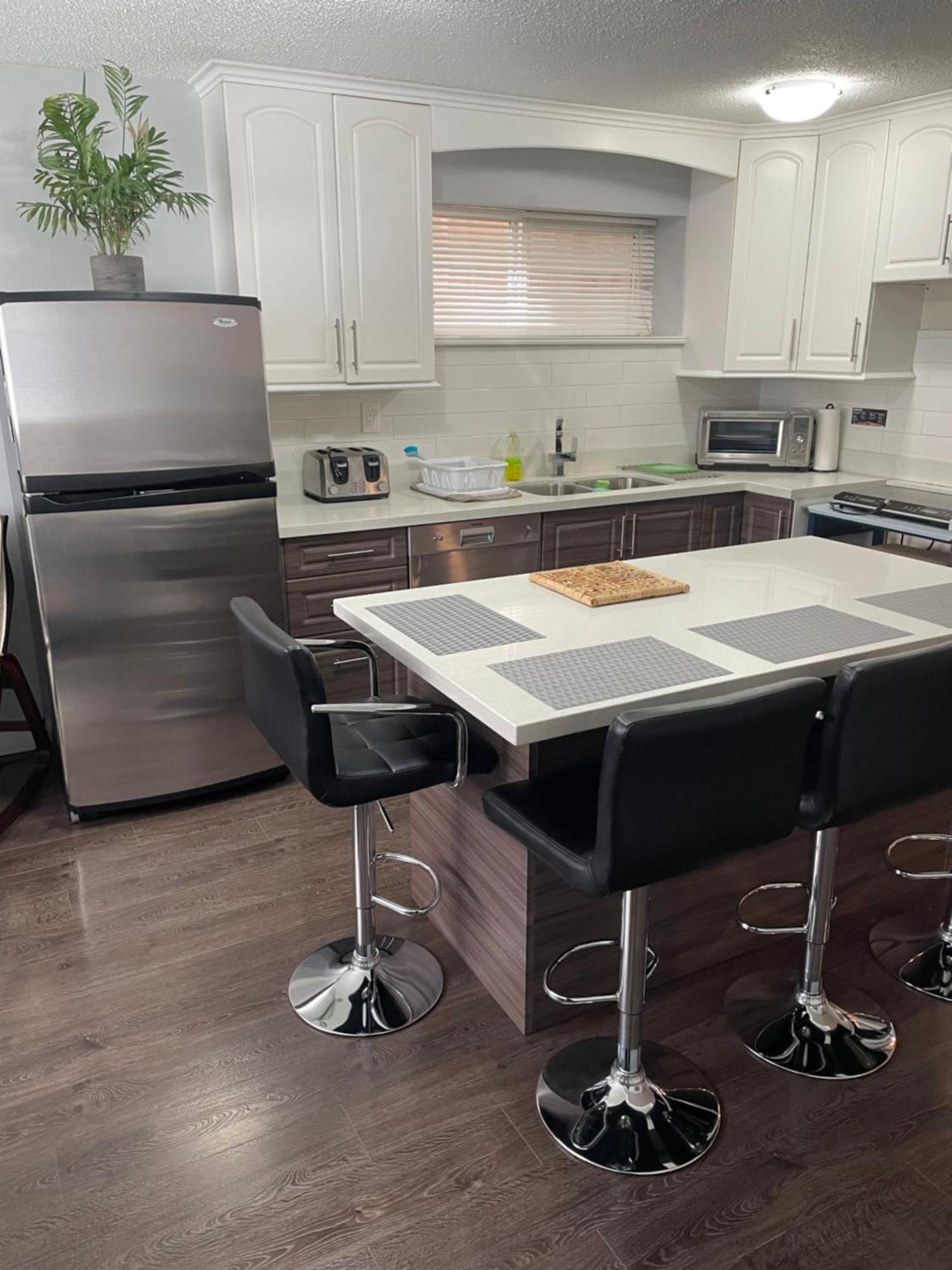 Suite Sunrise Vancouver Zewnętrze zdjęcie